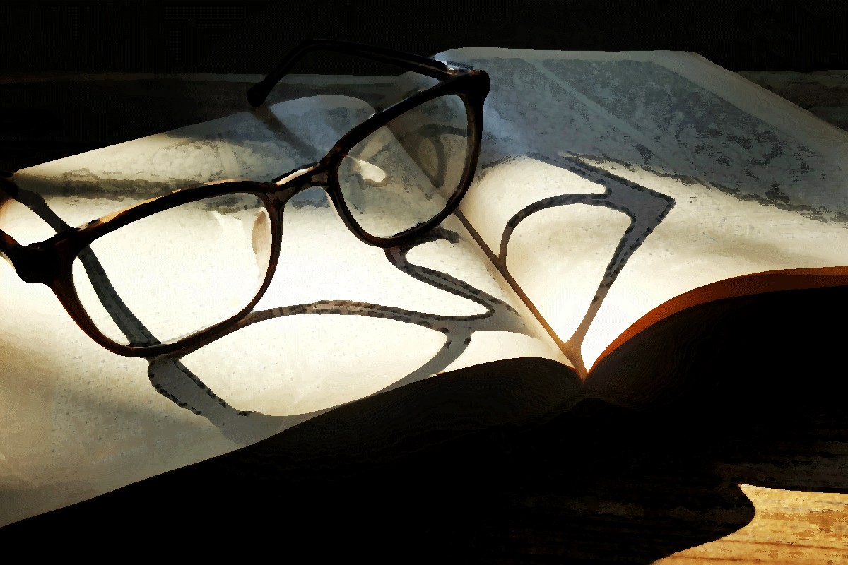 Bible on desk for Old Testament Books In Chronological Order